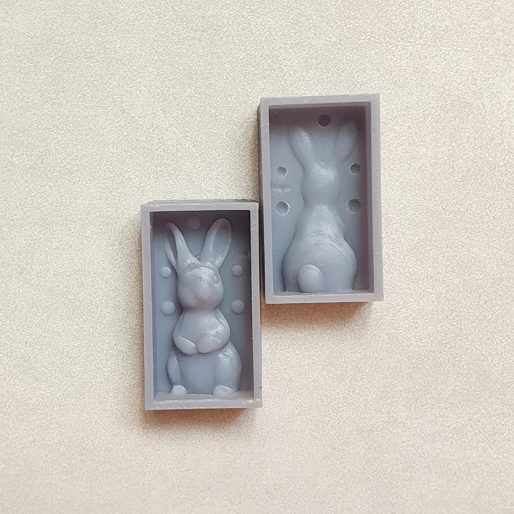 Модель для заливки силиконом Зайчик мини с уже готовой основой о разборными опалубками