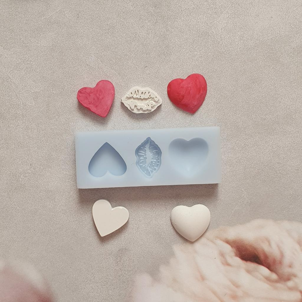 Силиконовая форма Палетка МИНИ сердечки и губы