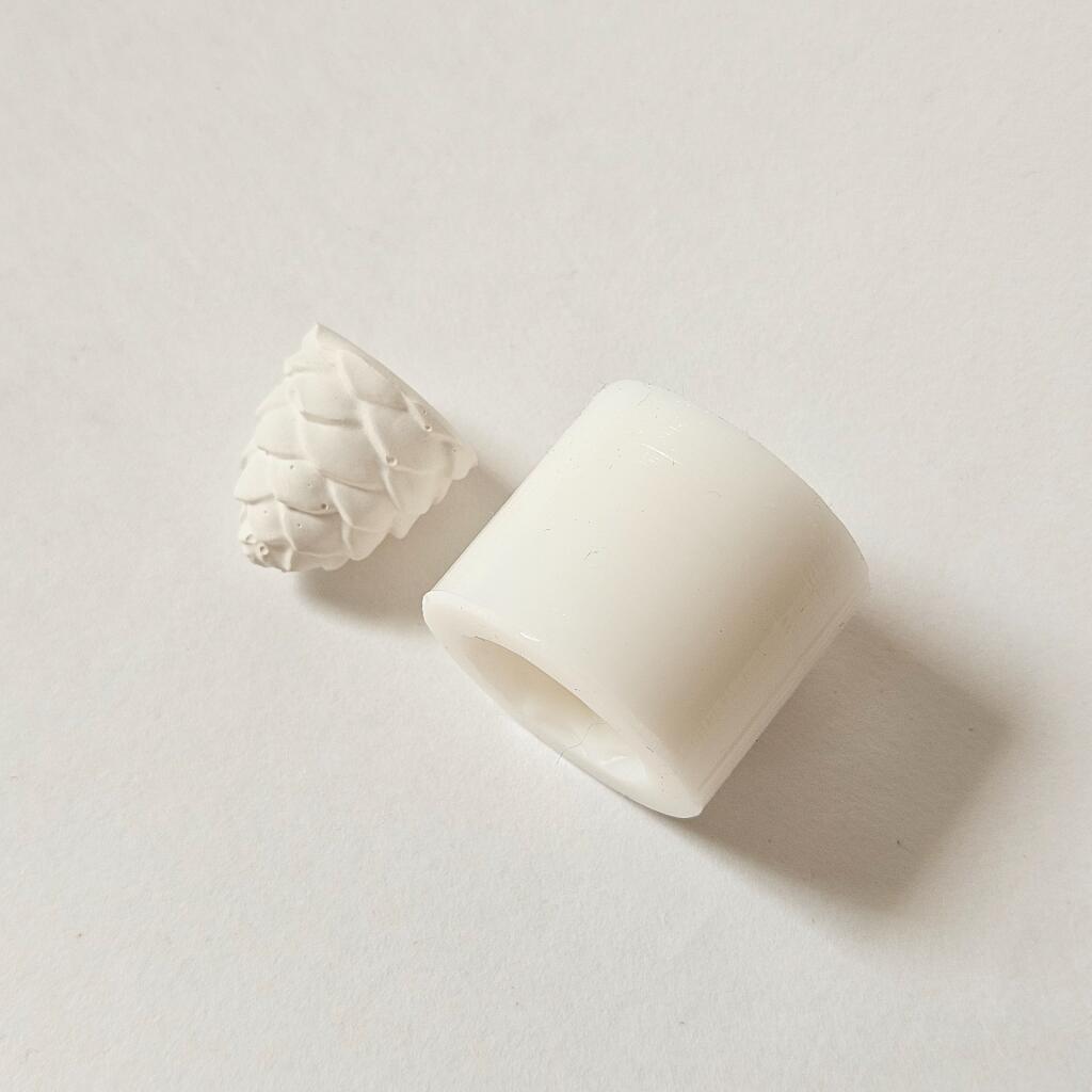 Силиконовая форма мини шишка