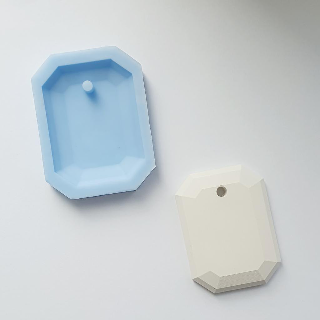 Модель для заливки силиконом Саше Прямоугольный кристалл с уже готовой основой и разборными опалубка