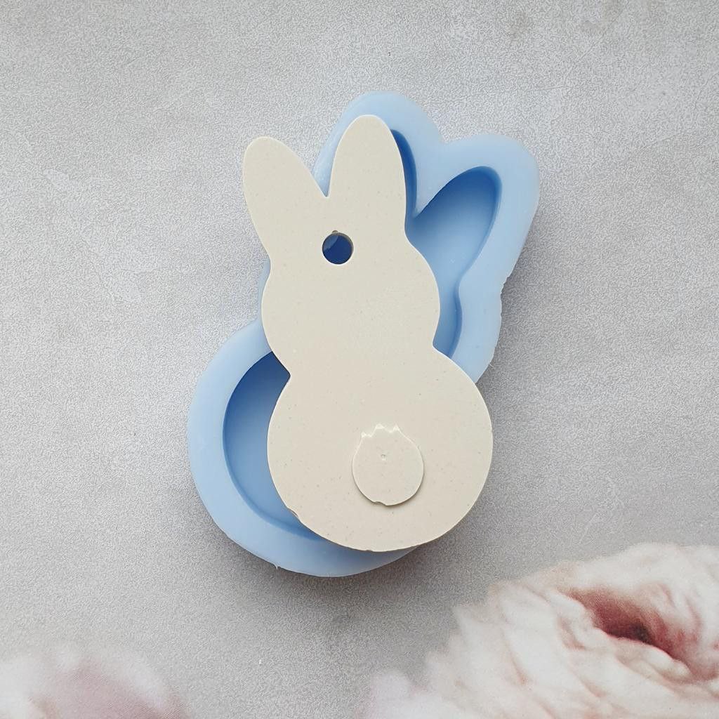 Теперь доступна к заказу ещё одна форма Саше Кролик с круглым хвостиком!