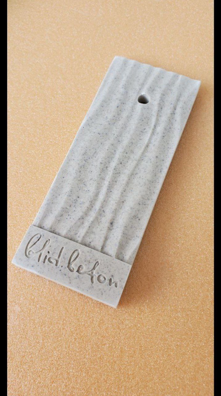 Прозрачность основы дает вам возможность следить за качеством заливки силикона