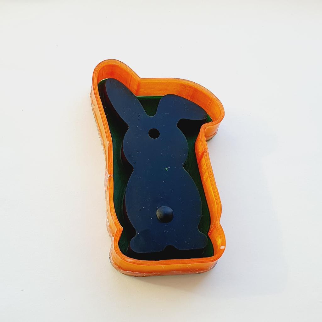 Модель для заливки силиконом Саше Кролик ушко вбок с уже готовой основой и разборными опалубкамиС