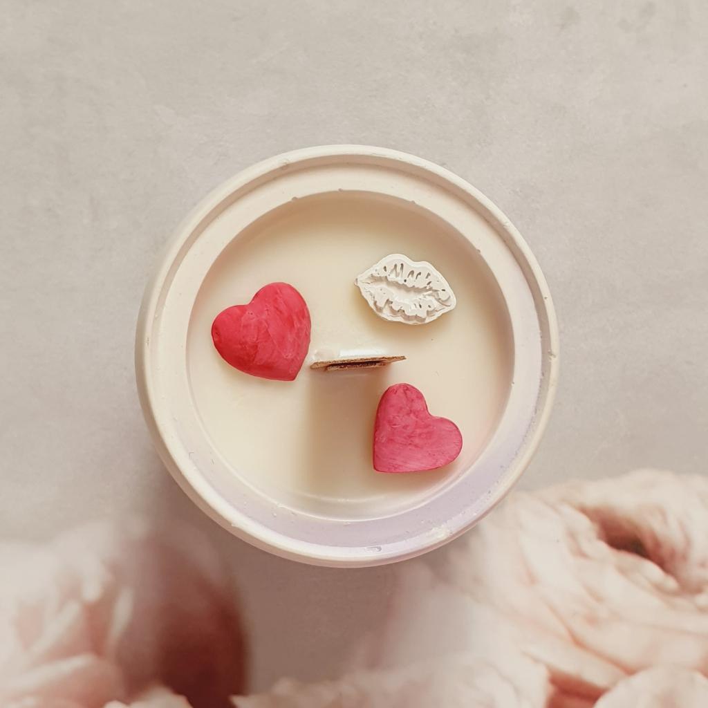 Модель для заливки силиконом Палетка мини: сердечки и губы с уже готовой основой и опалубками

🍀Раз