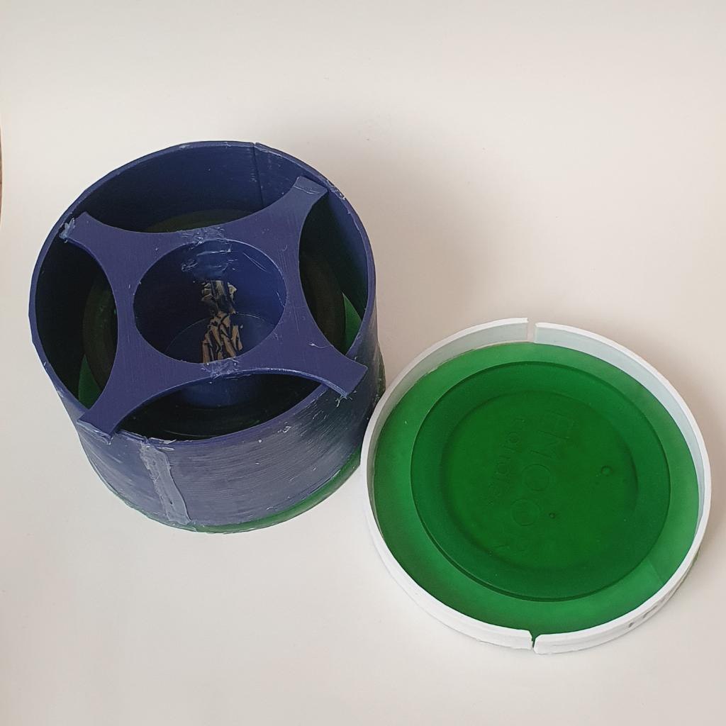 Модель (набор) для заливки силиконом стакан 
Простой 150

🍀Объем: 150

🍀Размеры:
Диаметр 90 мм
Выс