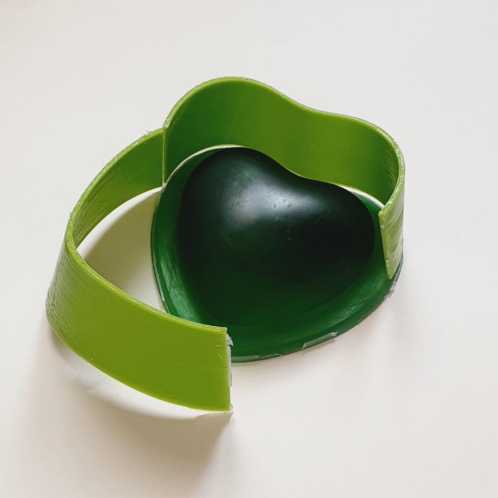 Модель для заливки силиконом Сердце

🍀Размеры:
6.5 см х 7 см
Высота 3.5 см

🍀Срок изготовления:
3-