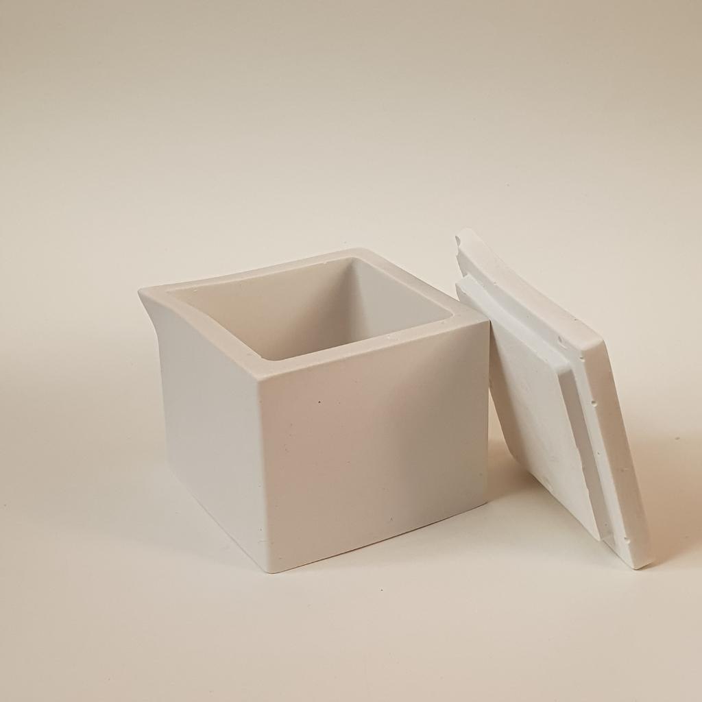 Силиконовая форма  Молочник Квадрат с отверстием для благовония 130