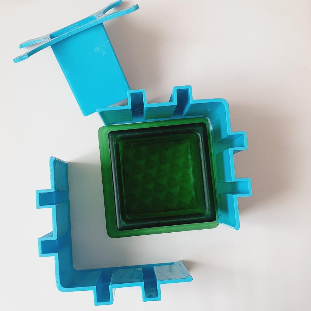 Силиконовая форма  Мягкий квадрат 200